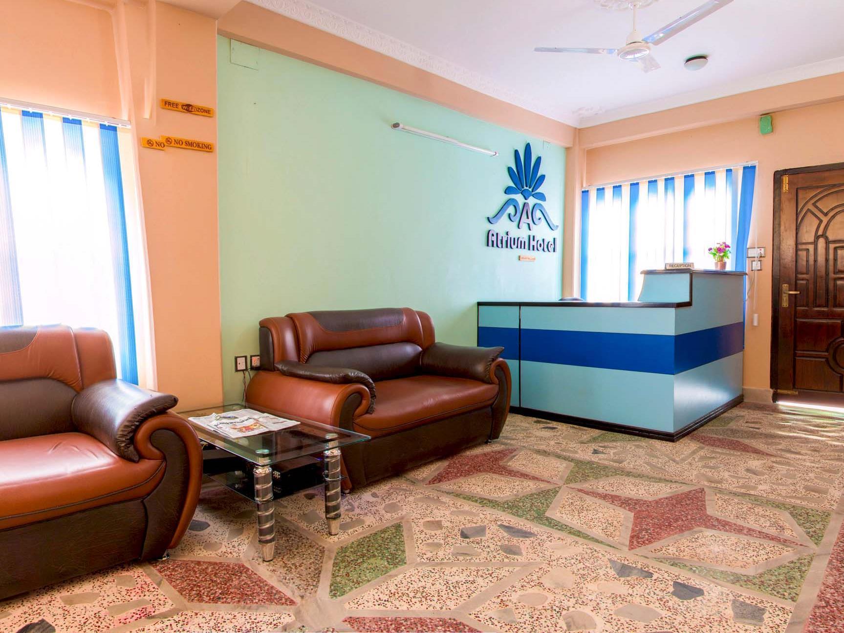 Hotel Atrium Покхара Экстерьер фото